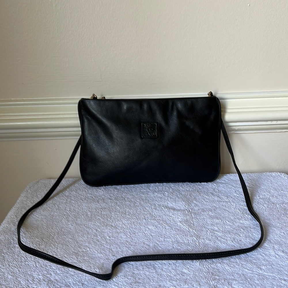 ANNE KLEIN 1980’s black leather CLUTCH/CROSSBODY Zippered Top